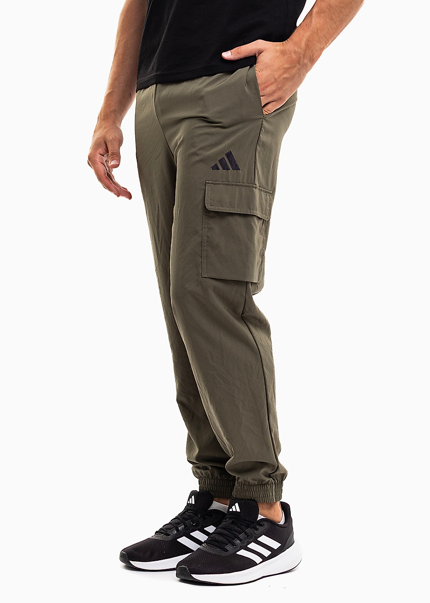 adidas Férfi nadrág Essentials Small Logo Cargo JD1824