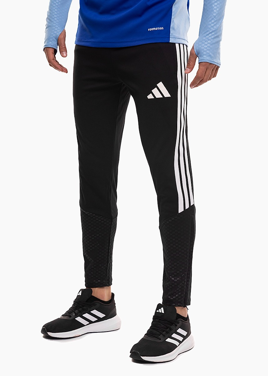 Férfi Nadrág adidas Tiro 26 Competition Training fekete KA5119