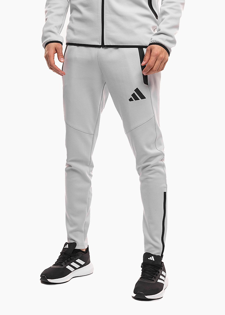 Férfi nadrág adidas Tiro 26 Travel Sweat KF6071